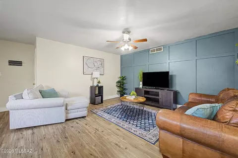 510 N Iroquois Ave, Tucson, AZ 85745