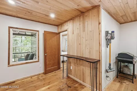 Entry Way - 10982 E Wren Ln, Mount Lemmon, AZ 85619 photo 2 of 2