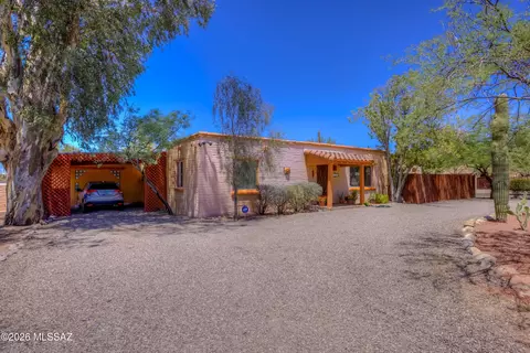 1037 E Blacklidge Dr, Tucson, AZ 85719