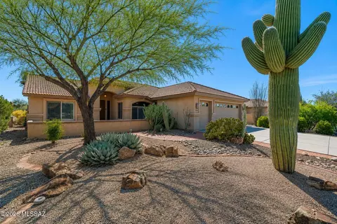 2394 E Bonita Canyon Dr, Green Valley, AZ 85614