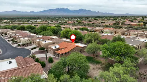 679 W Aspenwood St, Green Valley, AZ 85614