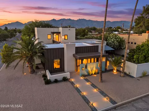 2901 E Adams St, Tucson, AZ 85716