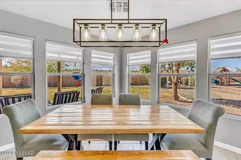 Dining - 10652 S Silverbluff Dr, Vail, AZ 85641 photo 2 of 3
