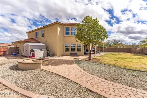 Exterior - 10652 S Silverbluff Dr, Vail, AZ 85641 photo 7 of 9