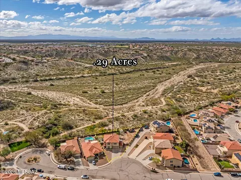 View/Area - 10652 S Silverbluff Dr, Vail, AZ 85641 photo 3 of 4