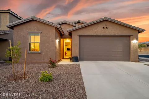 3354 W Sunlit Peak Dr, Tucson, AZ 85742