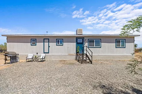 13140 W El Lobo Rd, Tucson, AZ 85743