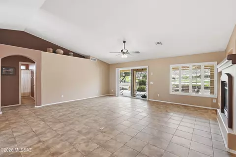 Living - 37814 S Boulder Wind Dr, Tucson, AZ 85739 photo 3 of 5