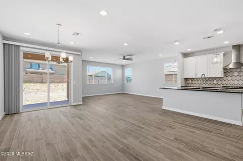 Living - 13852 E Silver Pine Trl, Vail, AZ 85641 photo 1 of 6