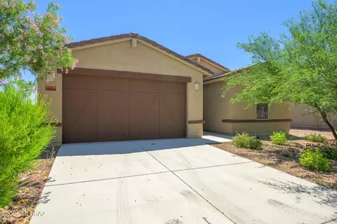 13944 E Red Oaks Dr, Vail, AZ 85641