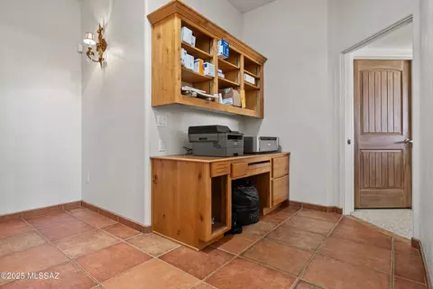 Entry Way - 10426 E Cloudcroft Dr, Hereford, AZ 85615 photo 4 of 4