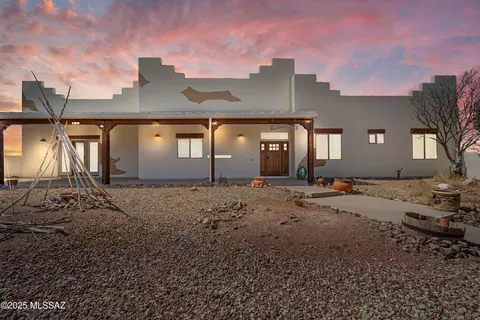 Exterior - 10426 E Cloudcroft Dr, Hereford, AZ 85615 photo 2 of 8