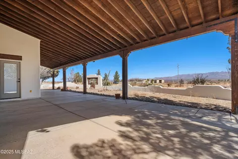 Exterior - 10426 E Cloudcroft Dr, Hereford, AZ 85615 photo 6 of 8