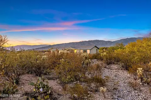 13611 E Bright Sky Loop, Vail, AZ 85641