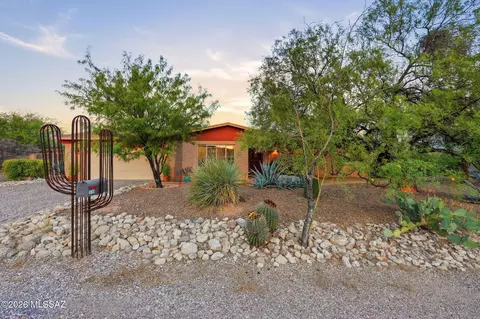 10280 E Rio Vista Pl, Tucson, AZ 85749