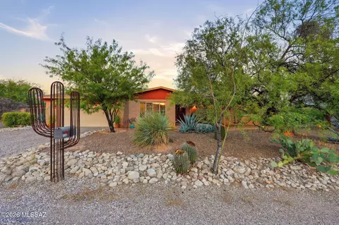 10280 E Rio Vista Pl, Tucson, AZ 85749