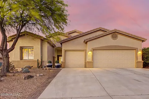 725 E Blue Mesa Pl, Vail, AZ 85641