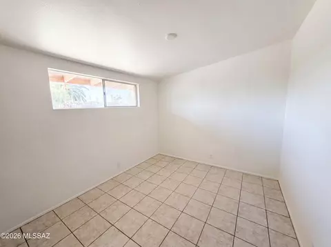 7434 E 18th St, Tucson, AZ 85710 photo 11
