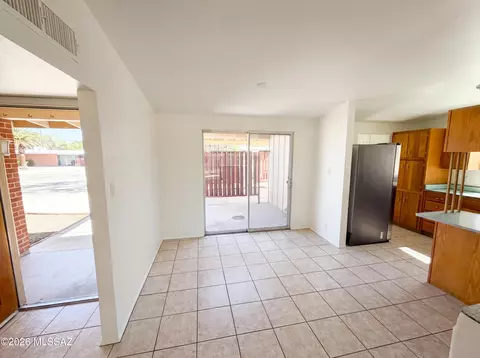 7434 E 18th St, Tucson, AZ 85710 photo 6