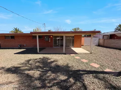 7434 E 18th St, Tucson, AZ 85710 photo 16