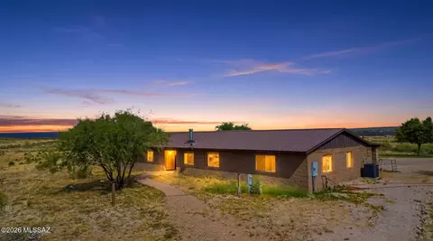 13781 S Rocky Ridge Ln, Benson, AZ 85602