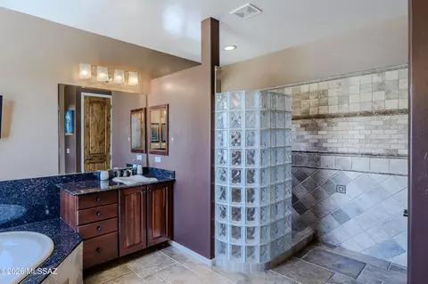 Bath - 3917 E Long Dr, Tucson, AZ 85718 photo 5 of 5