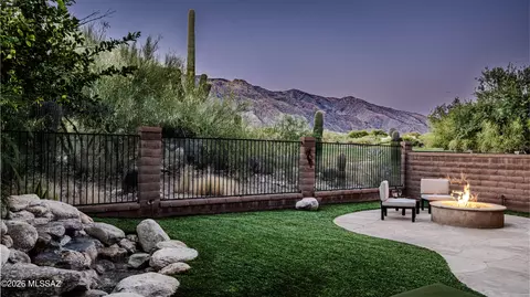 Exterior - 3917 E Long Dr, Tucson, AZ 85718 photo 8 of 8
