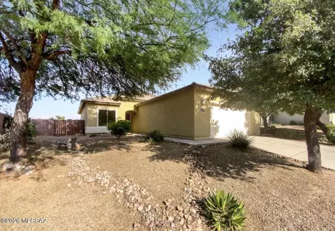 1045 S Limestone St, Benson, AZ 85602