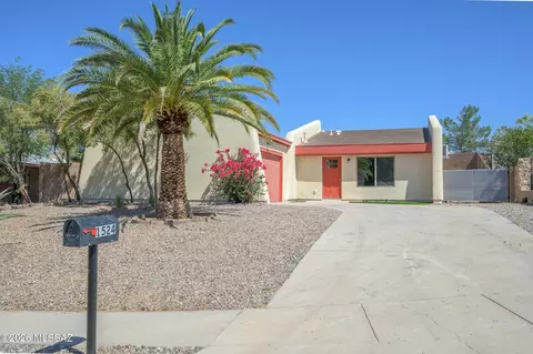 1524 S Saint Tropaz Pl, Tucson, AZ 85713