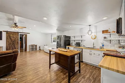 4231 E Pinal St, Tucson, AZ 85739 photo 9