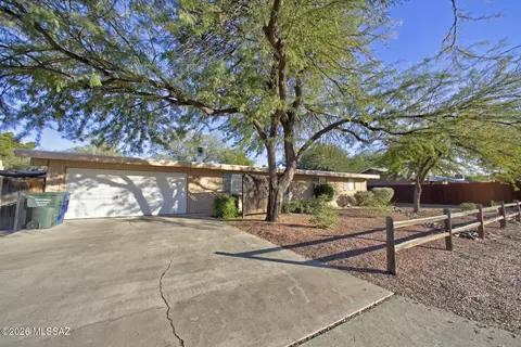 1812 N Arcadia Ave, Tucson, AZ 85712