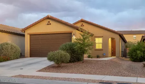 13166 E Iron Chief Dr, Tucson, AZ 85747