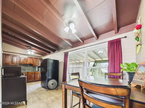 Dining - 6656 S Melody Ave, Tucson, AZ 85756 photo 1 of 2