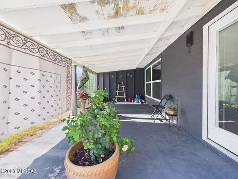 Exterior - 6656 S Melody Ave, Tucson, AZ 85756 photo 1 of 1