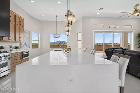 Kitchen - 14652 E Sands Ranch Rd, Vail, AZ 85641 photo 3 of 6