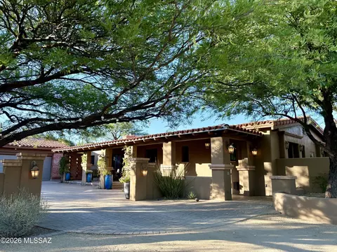 2845 E Camino A Los Vientos, Tucson, AZ 85718