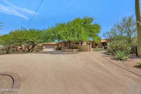 2845 E Camino A Los Vientos, Tucson, AZ 85718