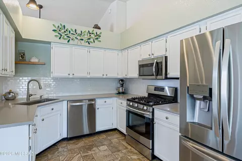 3585 W Sky Ridge Loop, Tucson, AZ 85742
