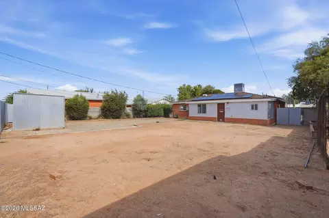 Exterior - 3550 E Hampton St, Tucson, AZ 85716 photo 5 of 6