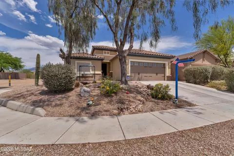 10061 S Black Surrey Dr, Vail, AZ 85641