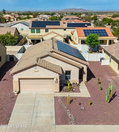 34341 S Colony Dr, Red Rock, AZ 85145