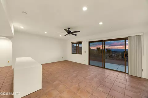 Living - 12695 Enchanted Trl, Vail, AZ 85641 photo 3 of 9