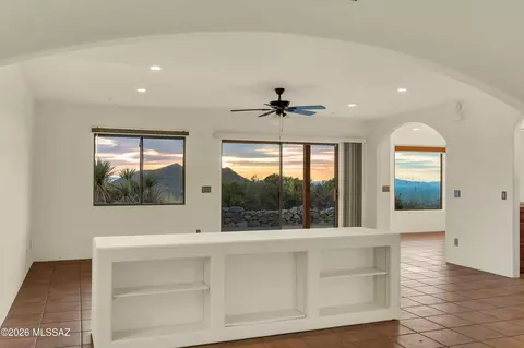 Living - 12695 Enchanted Trl, Vail, AZ 85641 photo 2 of 9