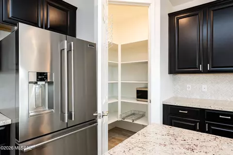 Kitchen - 12968 E Pantano View Dr, Vail, AZ 85641 photo 4 of 4