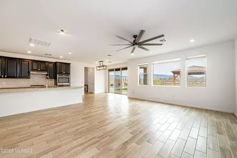 Living - 12968 E Pantano View Dr, Vail, AZ 85641 photo 2 of 4