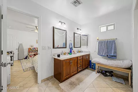 Bath - 2632 E Spring St, Tucson, AZ 85716 photo 2 of 3