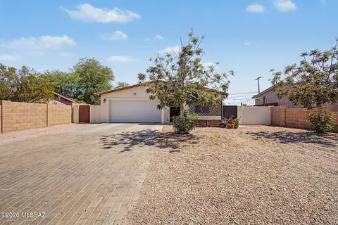 2632 E Spring St, Tucson, AZ 85716