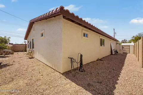 Exterior - 2632 E Spring St, Tucson, AZ 85716 photo 10 of 10