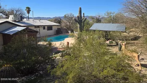 2740 W Callel Del Santo, Tucson, AZ 85741