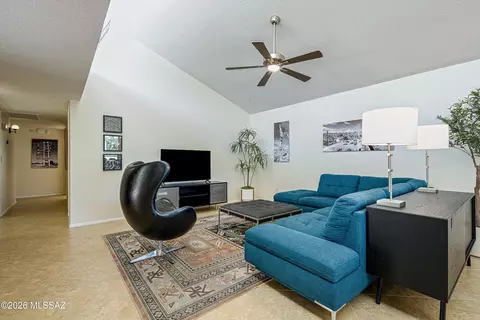 Living - 7129 E Chorro Cir, Tucson, AZ 85715 photo 3 of 3
